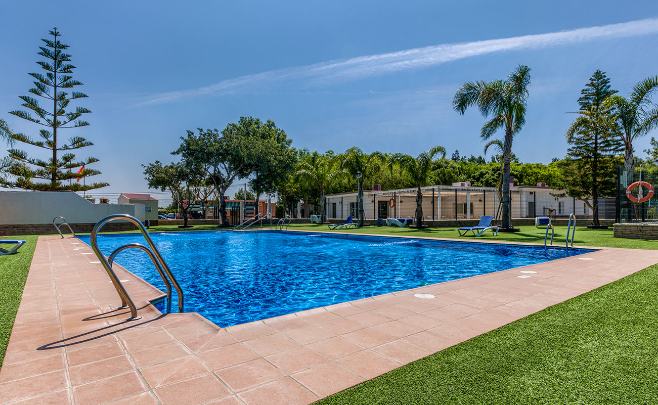 Piscina Camping El Faro